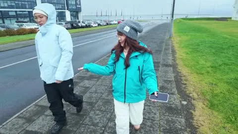 离开白色