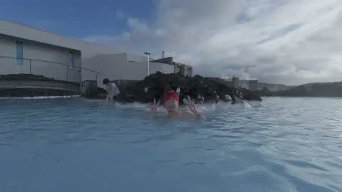 蓝湖温泉