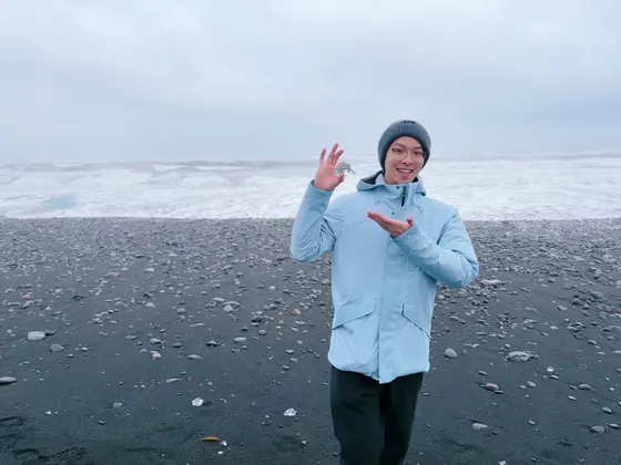 钻石沙滩，人手一块「钻石」